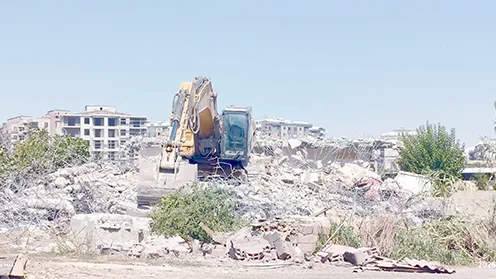 KORİK’TE BAĞLANTI YOLUNDA YIKIM VE DÜZENLEME ÇALIŞMASI