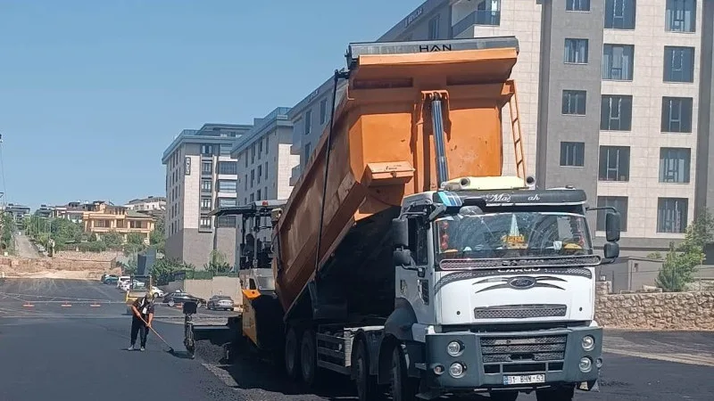 FEN İŞLERİ EKİPLERİ SAHADA ÇALIŞMALARINI YOĞUNLAŞTIRDI