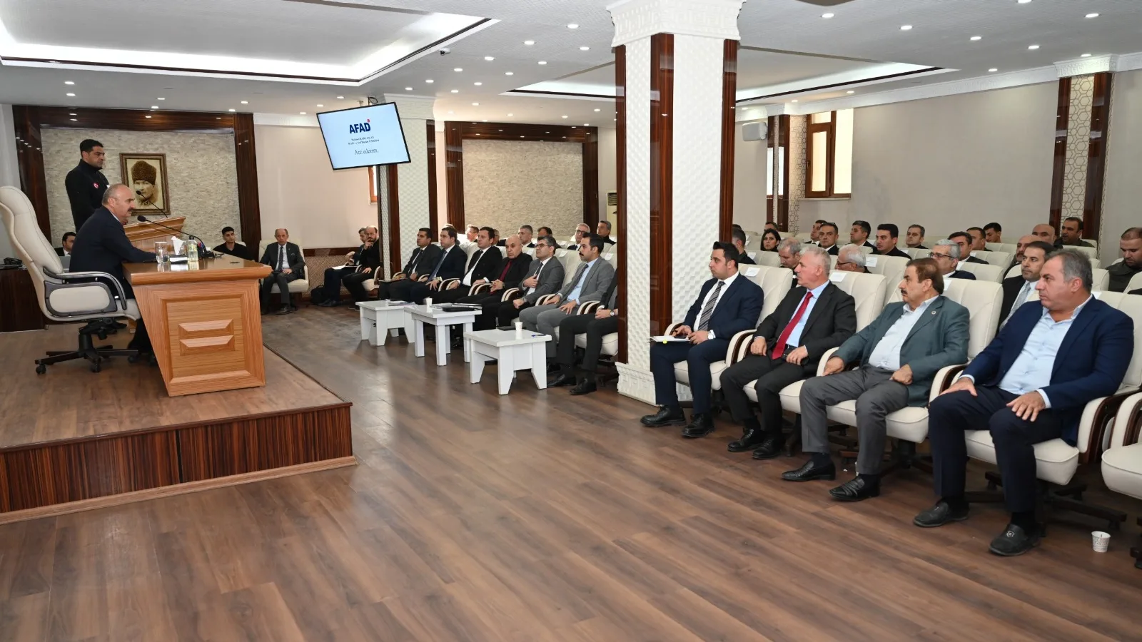 Afetlere karşı alınacak önlemler görüşüldü