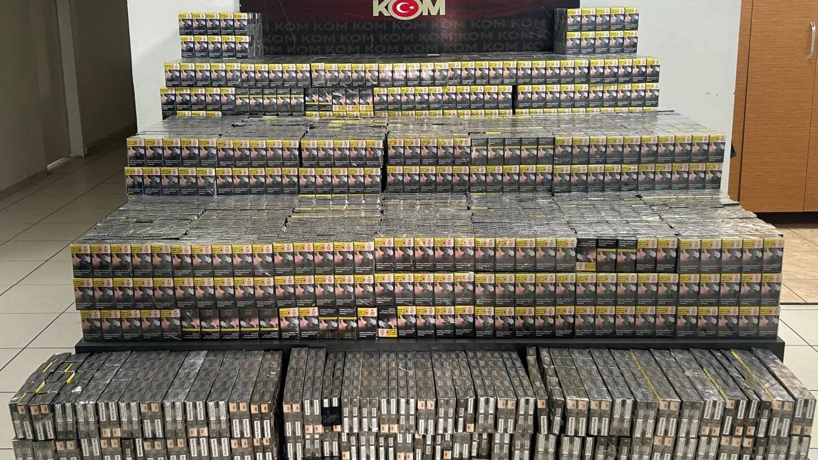 26 Bin 570 Paket Kaçak Sigara Ele Geçirildi