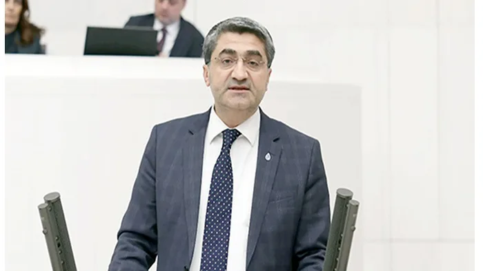 EKMEN, “EMEKLİLER ONURLU YAŞAM İSTİYOR”